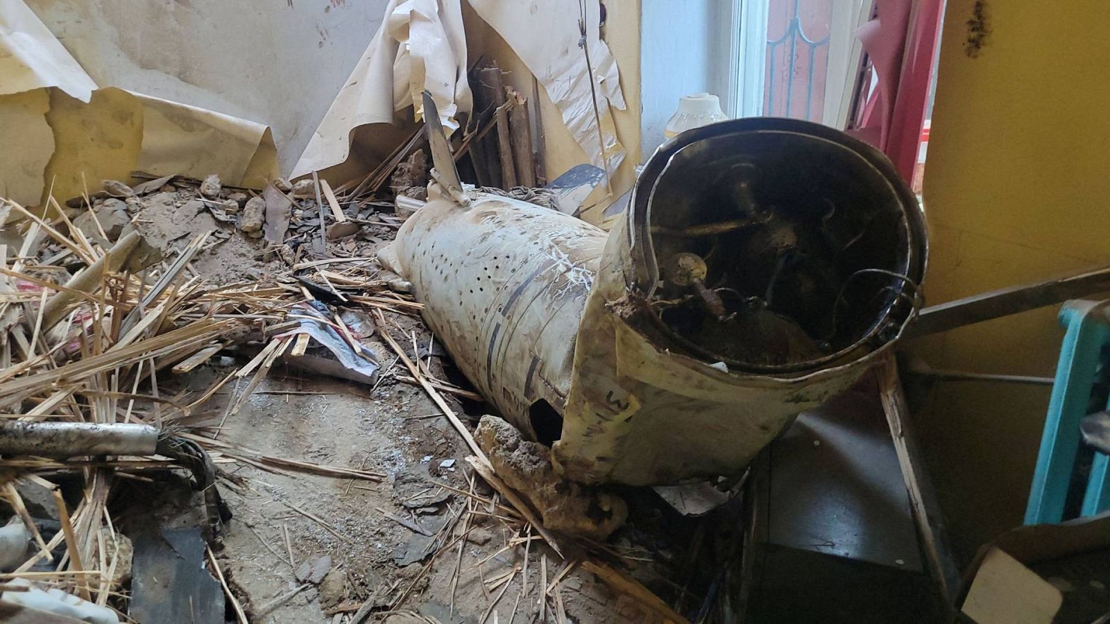 Una parte de un misil de crucero ruso Kalibr