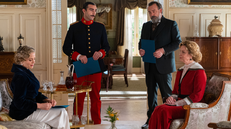 As� ha sido la despedida de la baronesa en 'La Promesa' �Con beso a Alonso incluido!