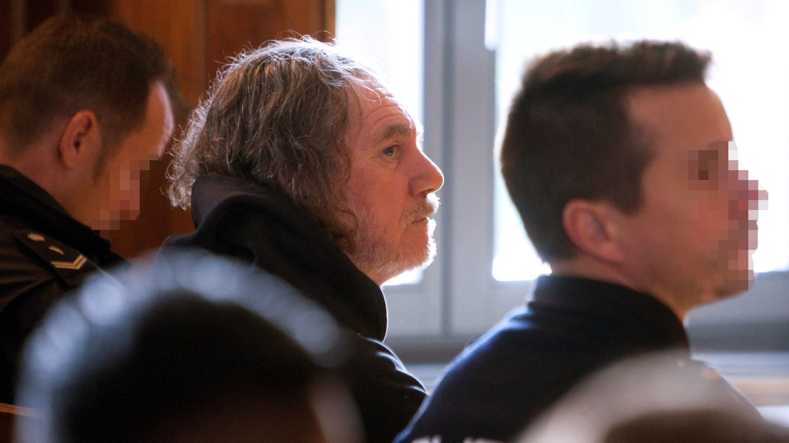 El narcotraficante, Sito Miñanco (c), durante un juicio en la Audiencia de Pontevedra