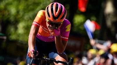 Ricarda Bauernfeind resiste ante el empuje del pelotn y se lleva la victoria en Albi