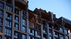 Un ataque ruso a un bloque de apartamentos en Dnipro deja nueve heridos