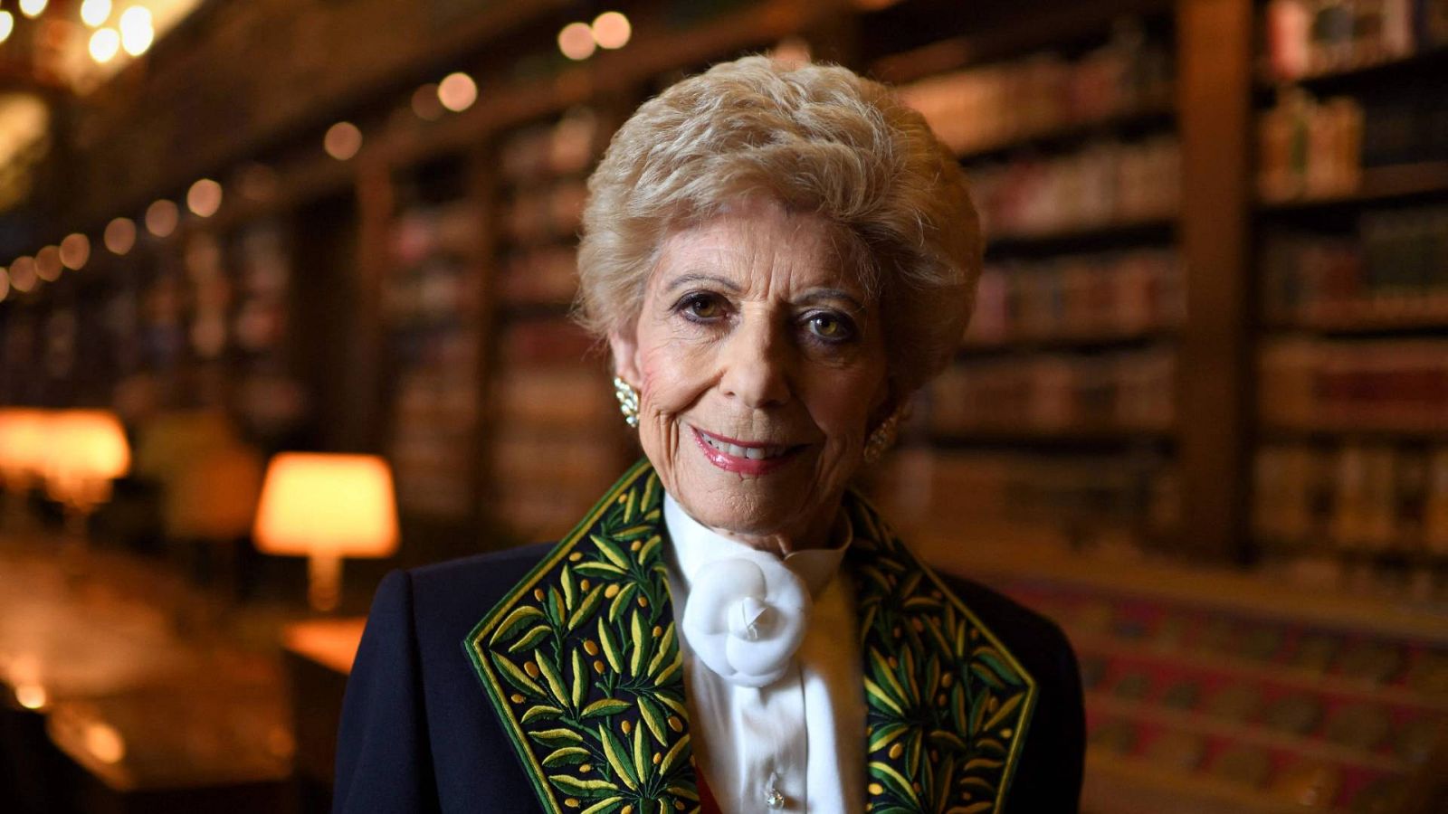 Muere la historiadora Hélène Carrère d'Encausse, primera mujer en ocupar el cargo de secretario perpetuo de la Academia Francesa