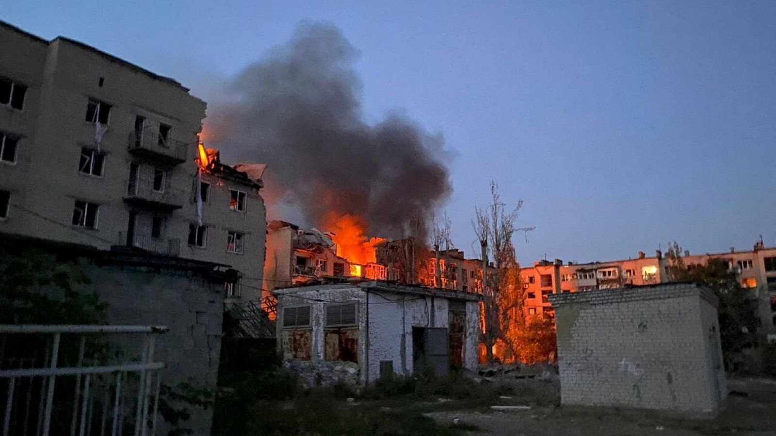 Imagen del edificio residencial atacado por Rusia en Pokrovsk