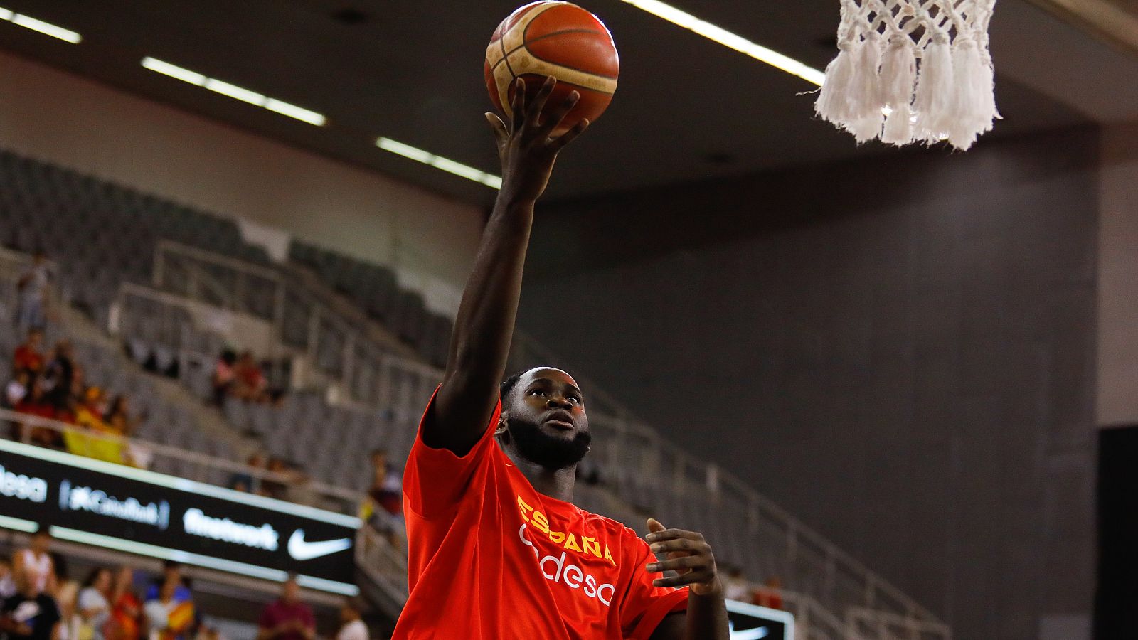 Usman Garuba cortado por los Oklahoma City Thunder antes del Mundial