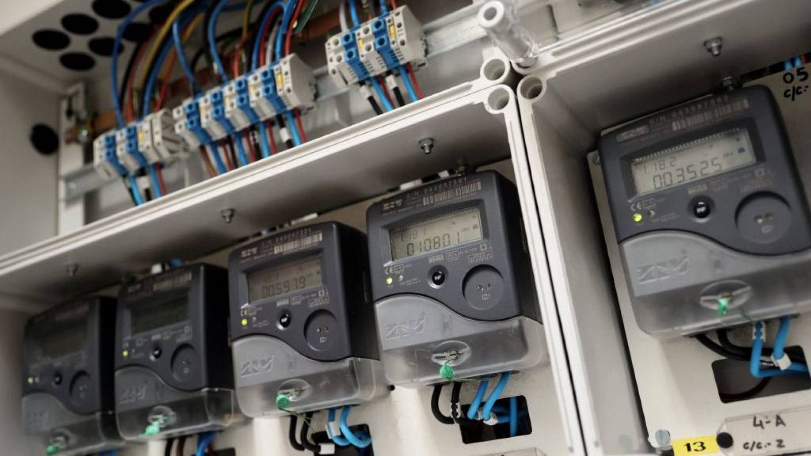 El precio de la luz sigue al alza y este miércoles repunta un 5,6%, hasta los 108,32 euros/MWh