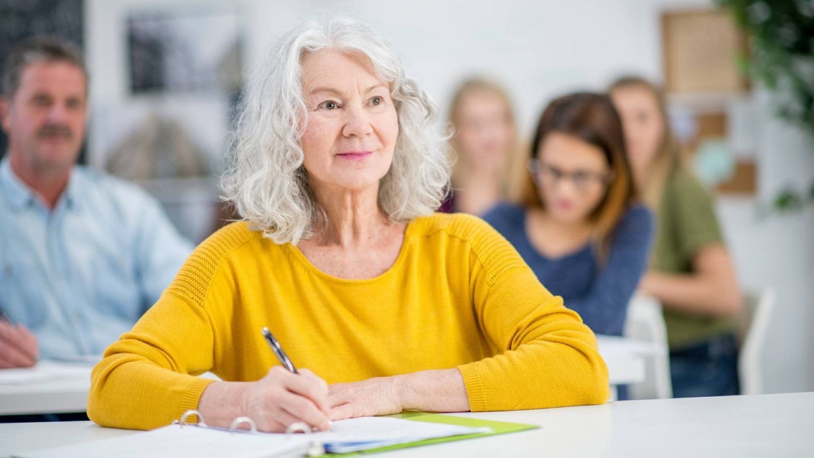 Los sénior también vuelven a clase