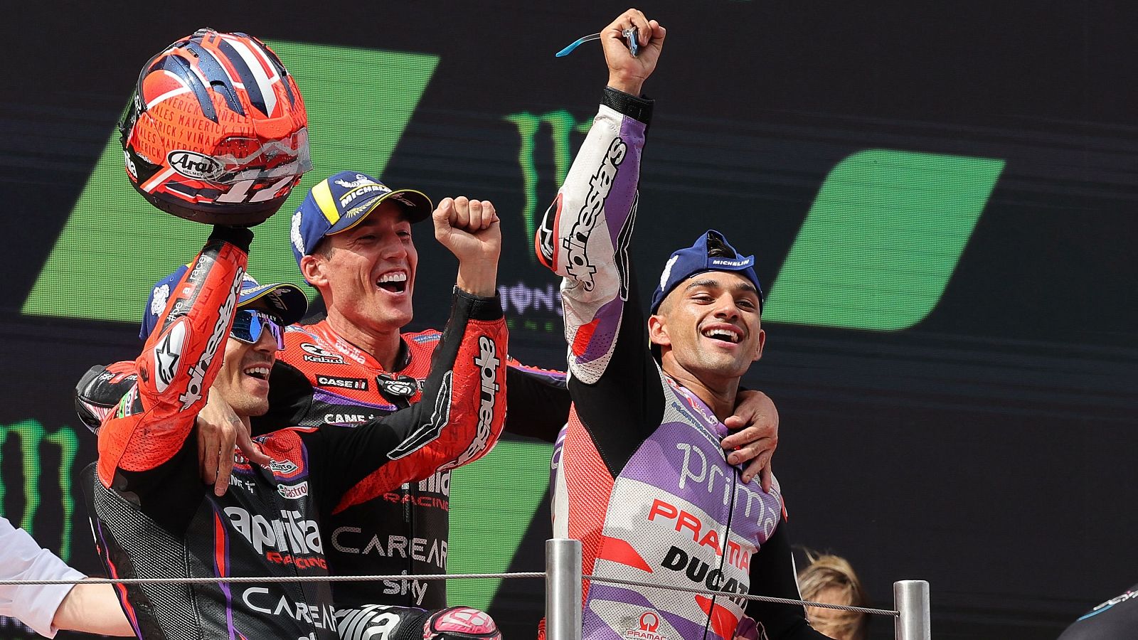 Triplete español en el podio de MotoGP del Gran Premio de Catalunya.