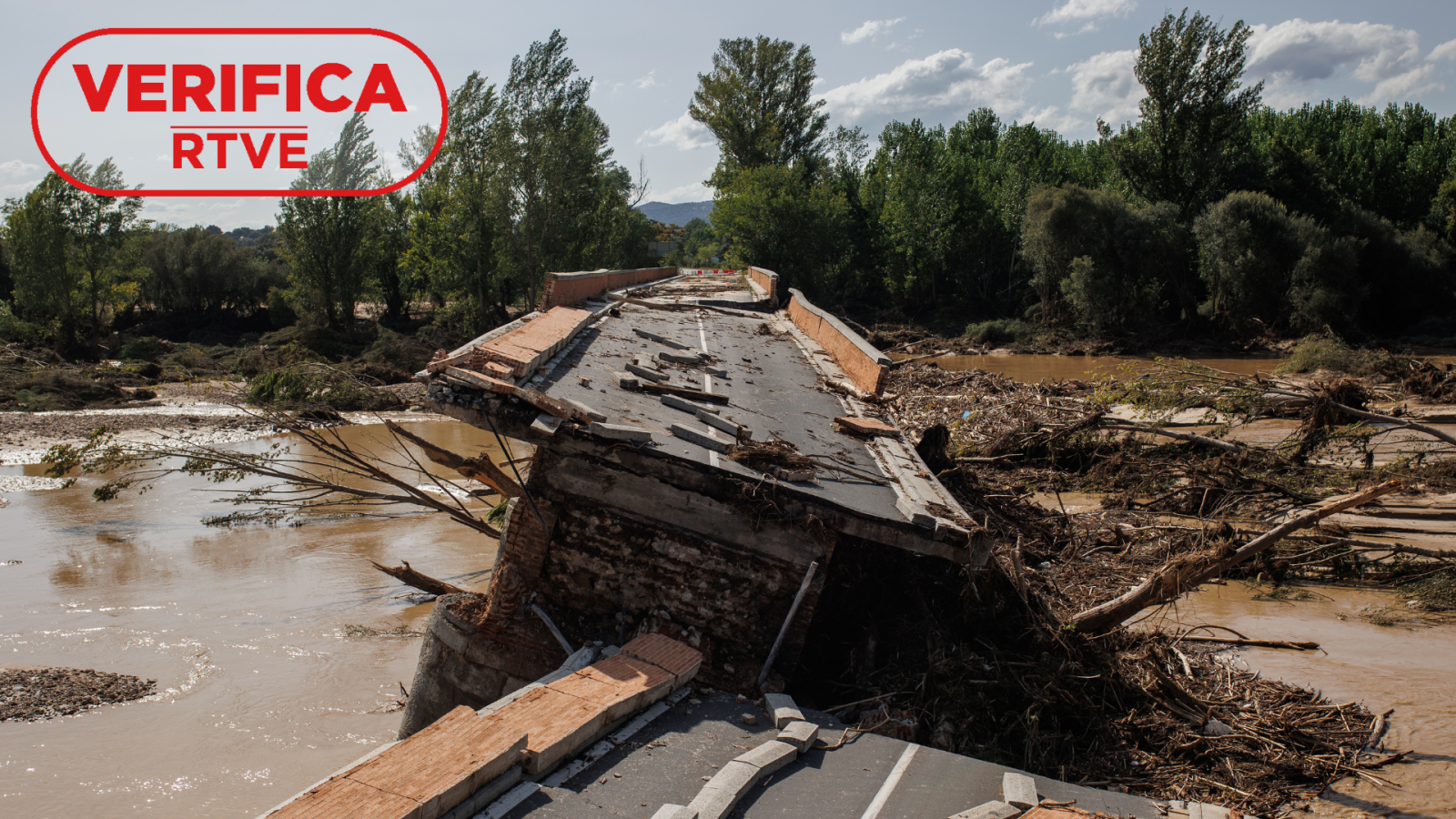 Fotografía del 4 de septiembre de 2023 que muestra la vista del puente de la Pedrera colapsado a causa de la DANA, en el municipio de Aldea del Fresno