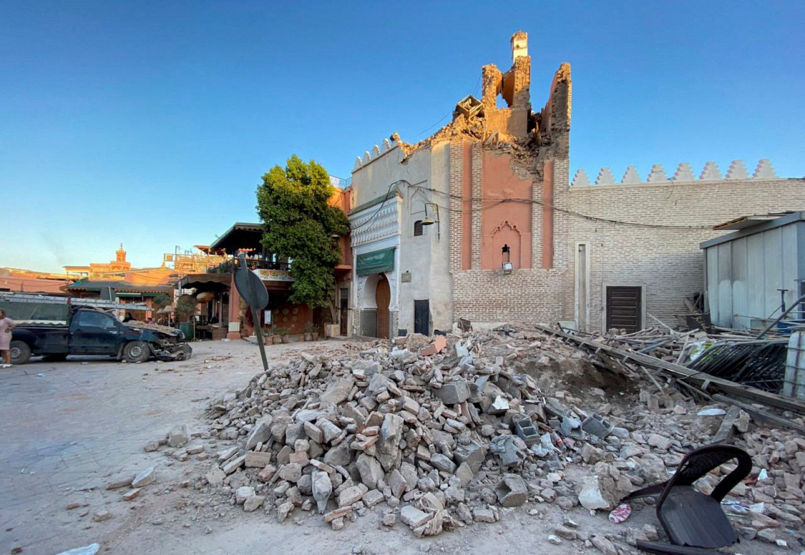 Terremoto en Marruecos: una mezquita dañada en la histórica ciudad de Marrakech