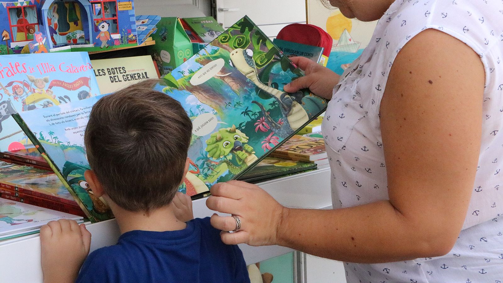 Pels expositors de la Setmana del Llibre en Català hi han passat unes 60.000 persones