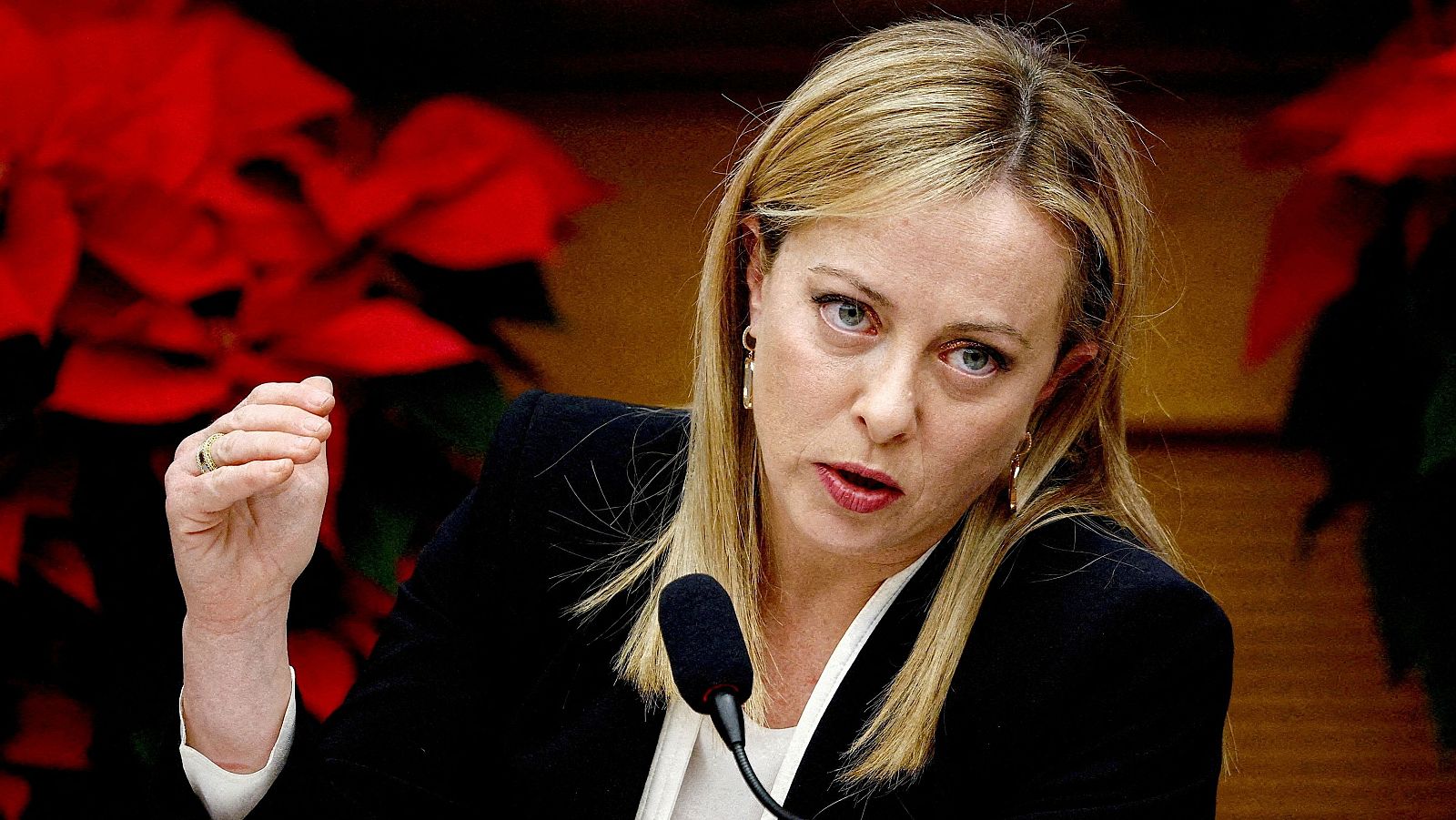 Meloni pide explicaciones a Scholz por financiar a ONG humanitarias que organizan rescates en el Mediterráneo