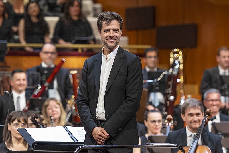 La Orquesta Sinfónica y Coro RTVE estrena temporada con Christoph König como nuevo director titular