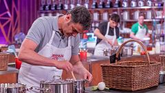 MasterChef Celebrity | Jesulín sigue haciendo de las suyas: intenta cargarse a Laura y fracasa