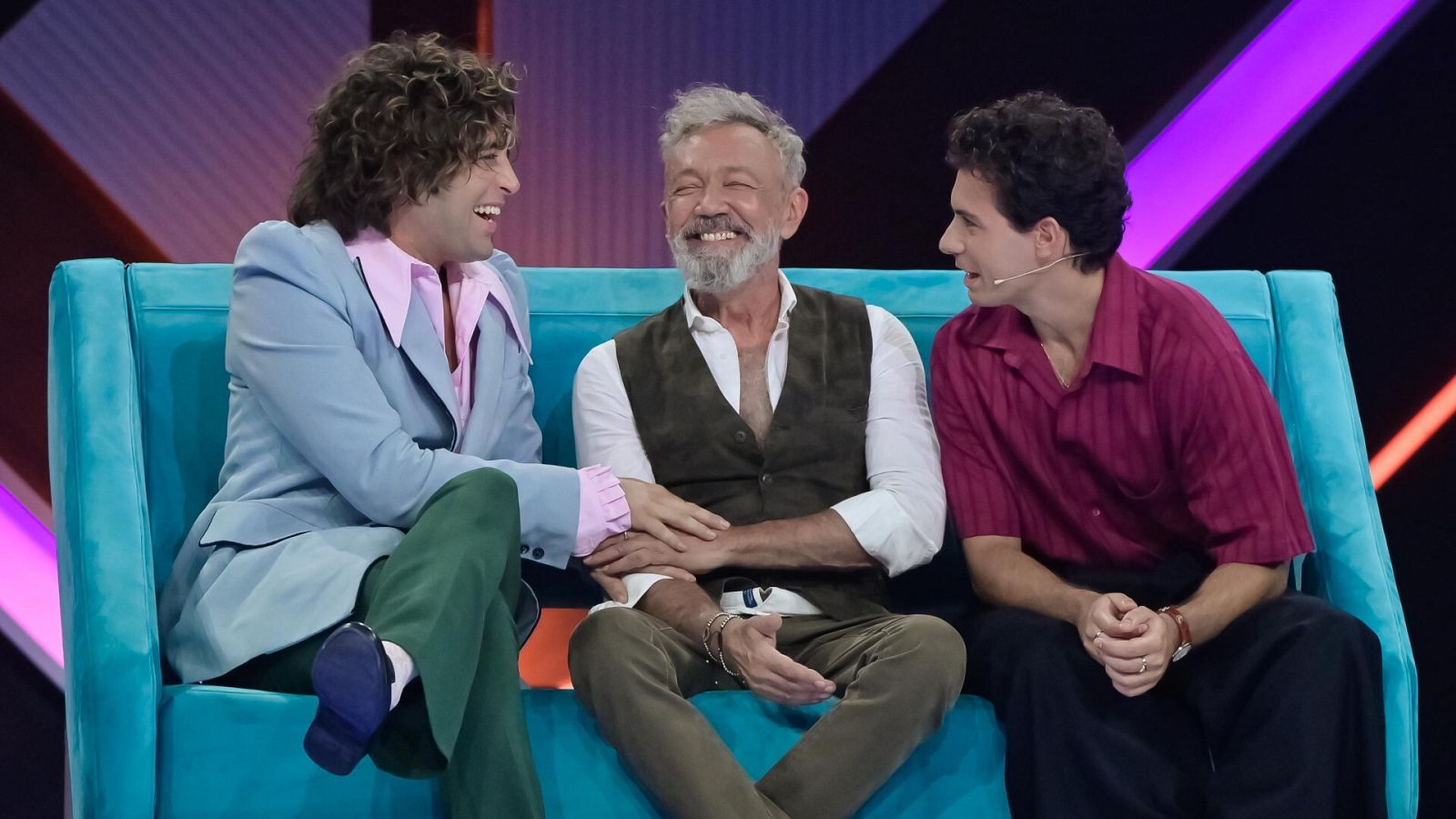 Rafa Sánchez, entre Maximiliano Calvo y Alfred García