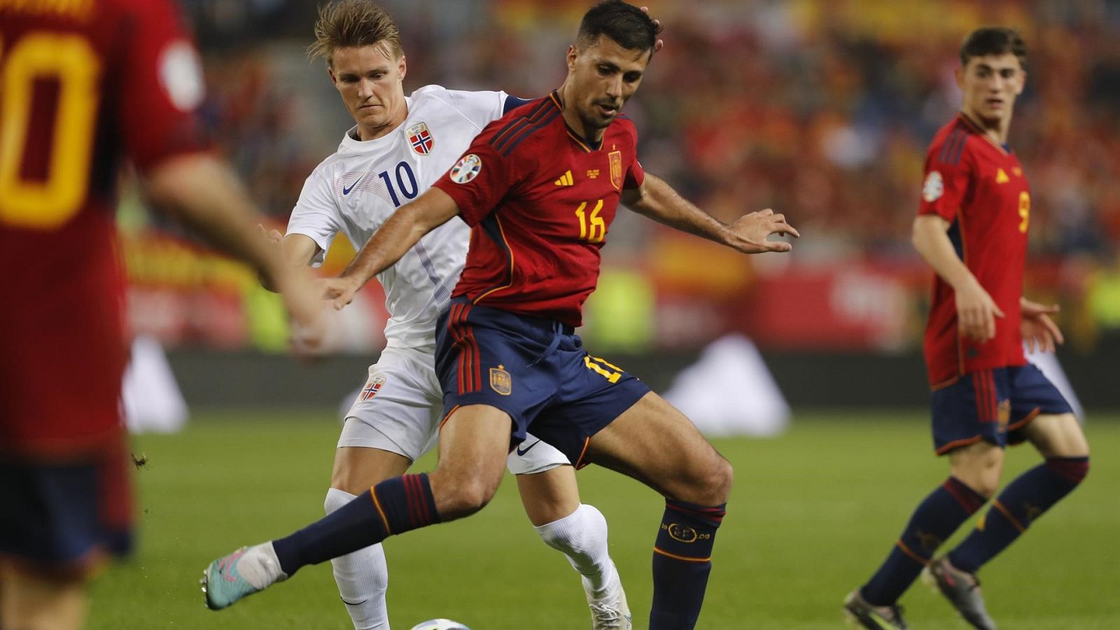 Noruega - España: Rodrigo vs Odegaard