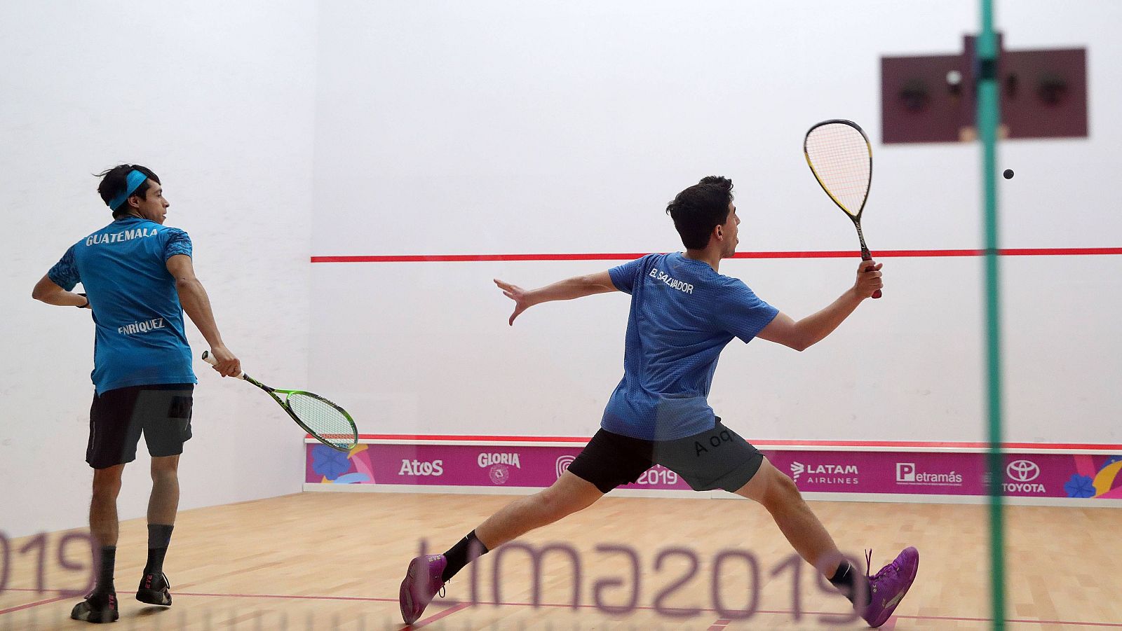 Así es el squash, el deporte de raquet más explosivo en el Carlos Sainz fue campeón