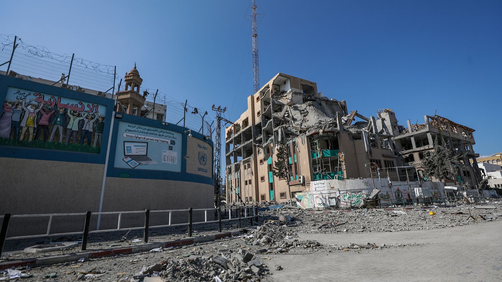 Un edificio bombardeado por Israel en la Franja de Gaza