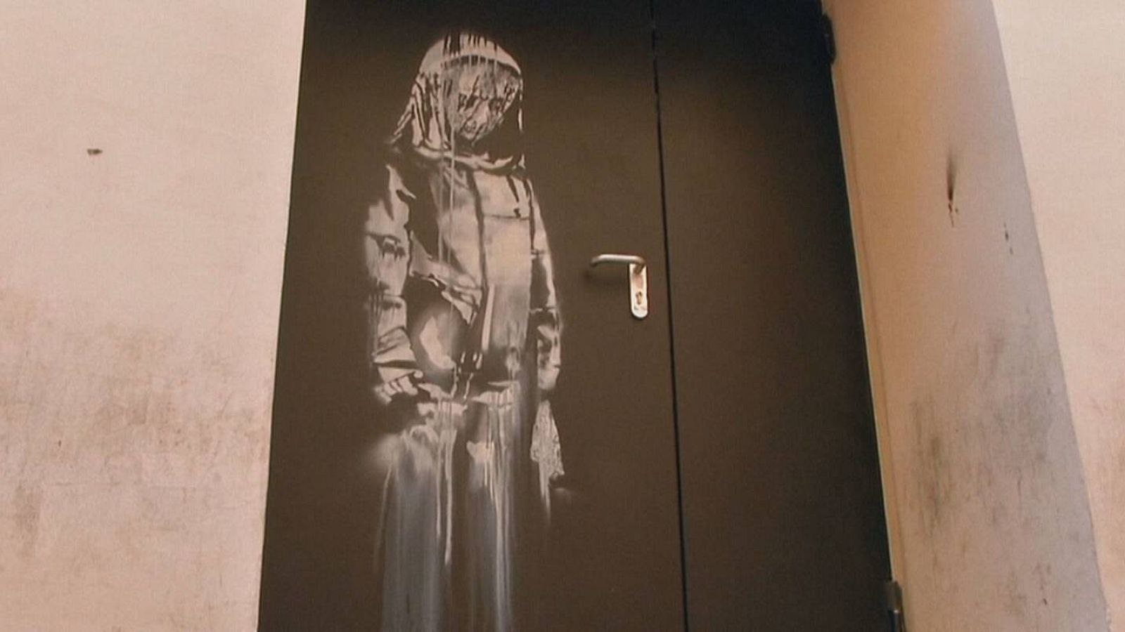 Imagen de "La niña triste" de Banksy