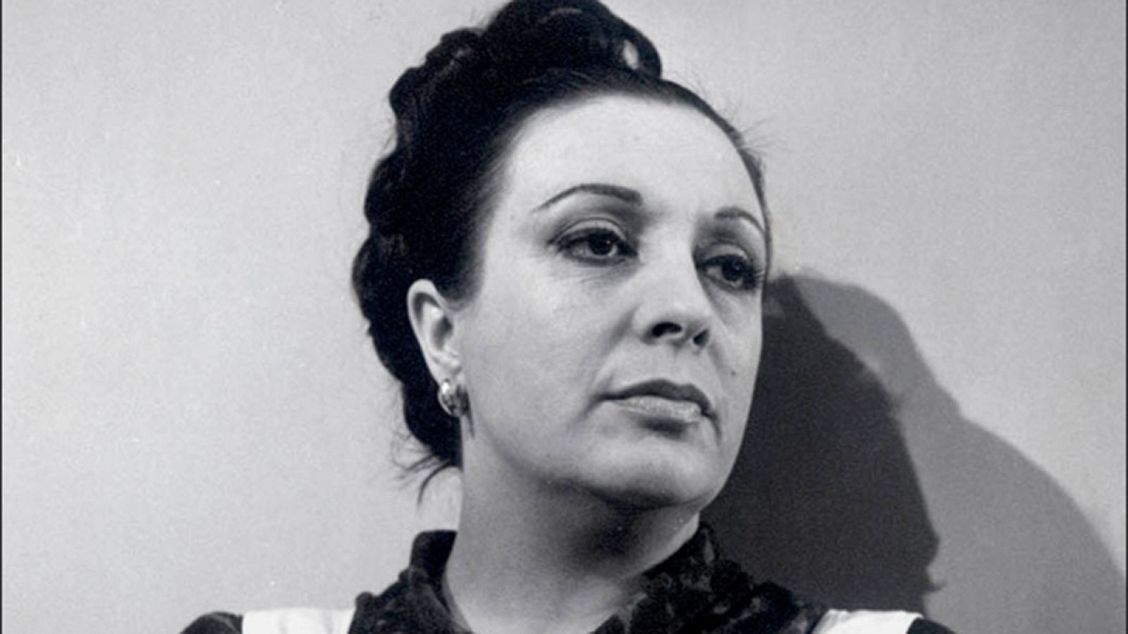 Florinda Chica, criada de don Jonás en 'Los maniáticos'