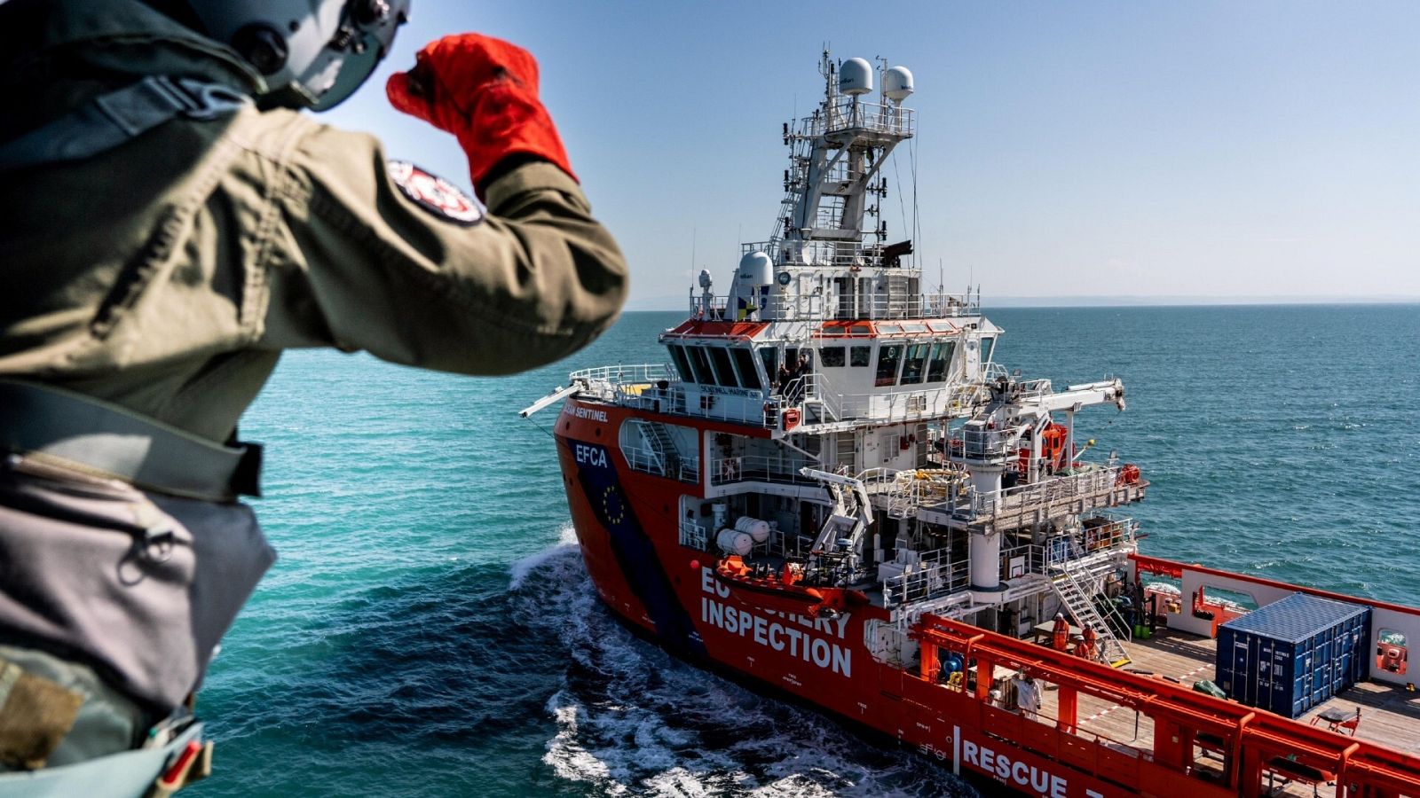 Un barco de La Agencia Europa de Control de la Pesca