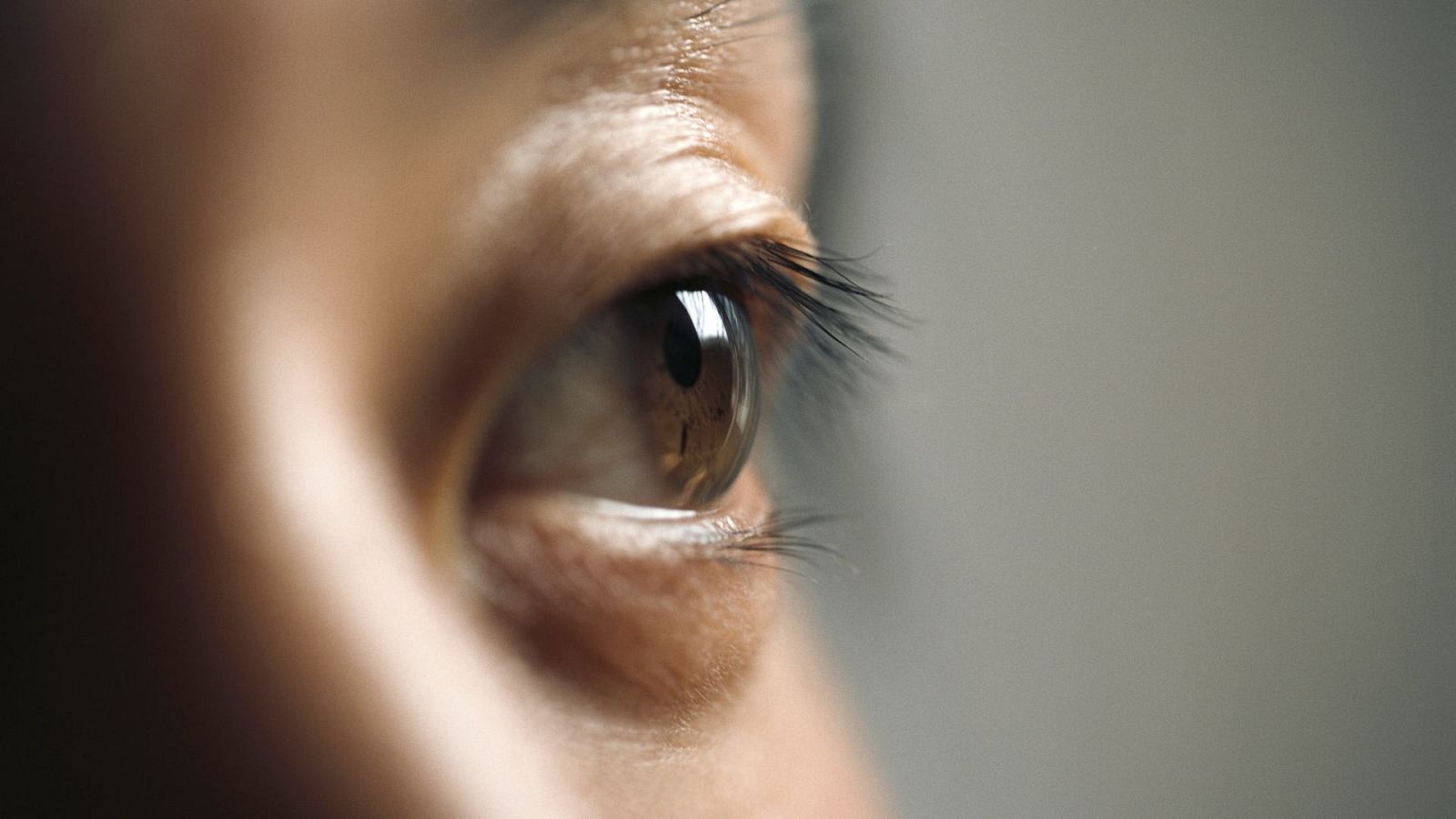 Plano detalle de un ojo.