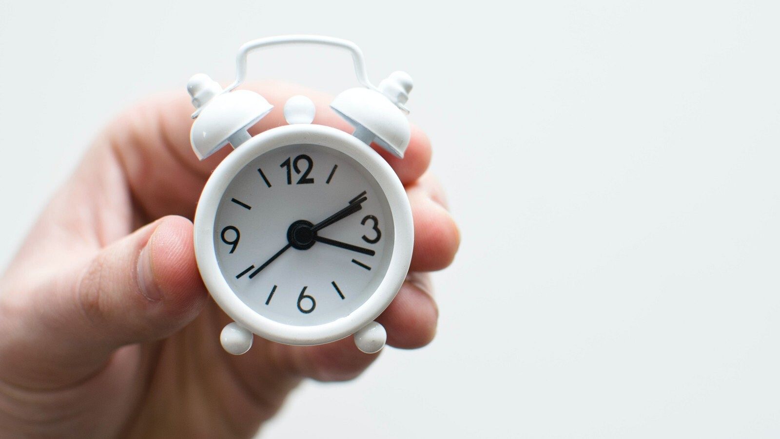 L'hora es canvia l'últim diumenge de març i d'octubre