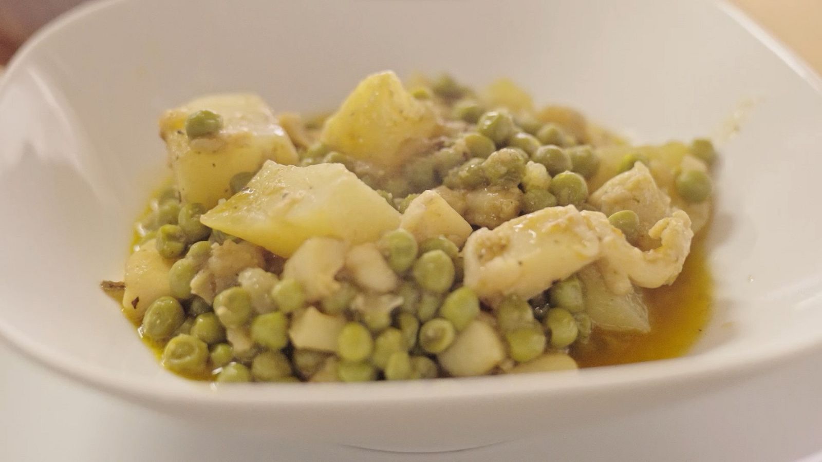 Recepta de sípia amb pèsols feta a Mataró a 'La Recepta Perduda' amb Sílvia Abril