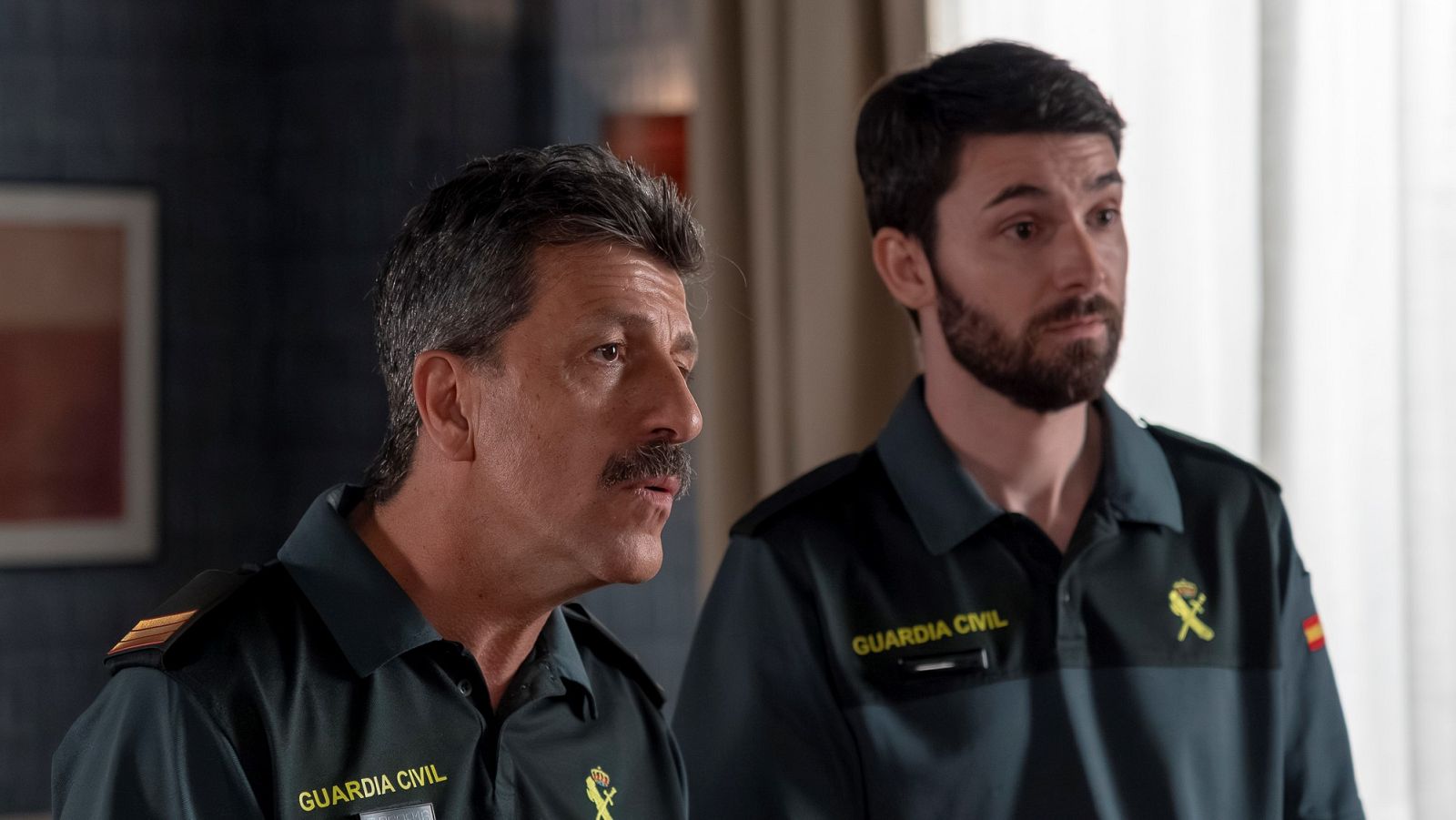 '4 estrellas' | Javier y Martínez empiezan a investigar