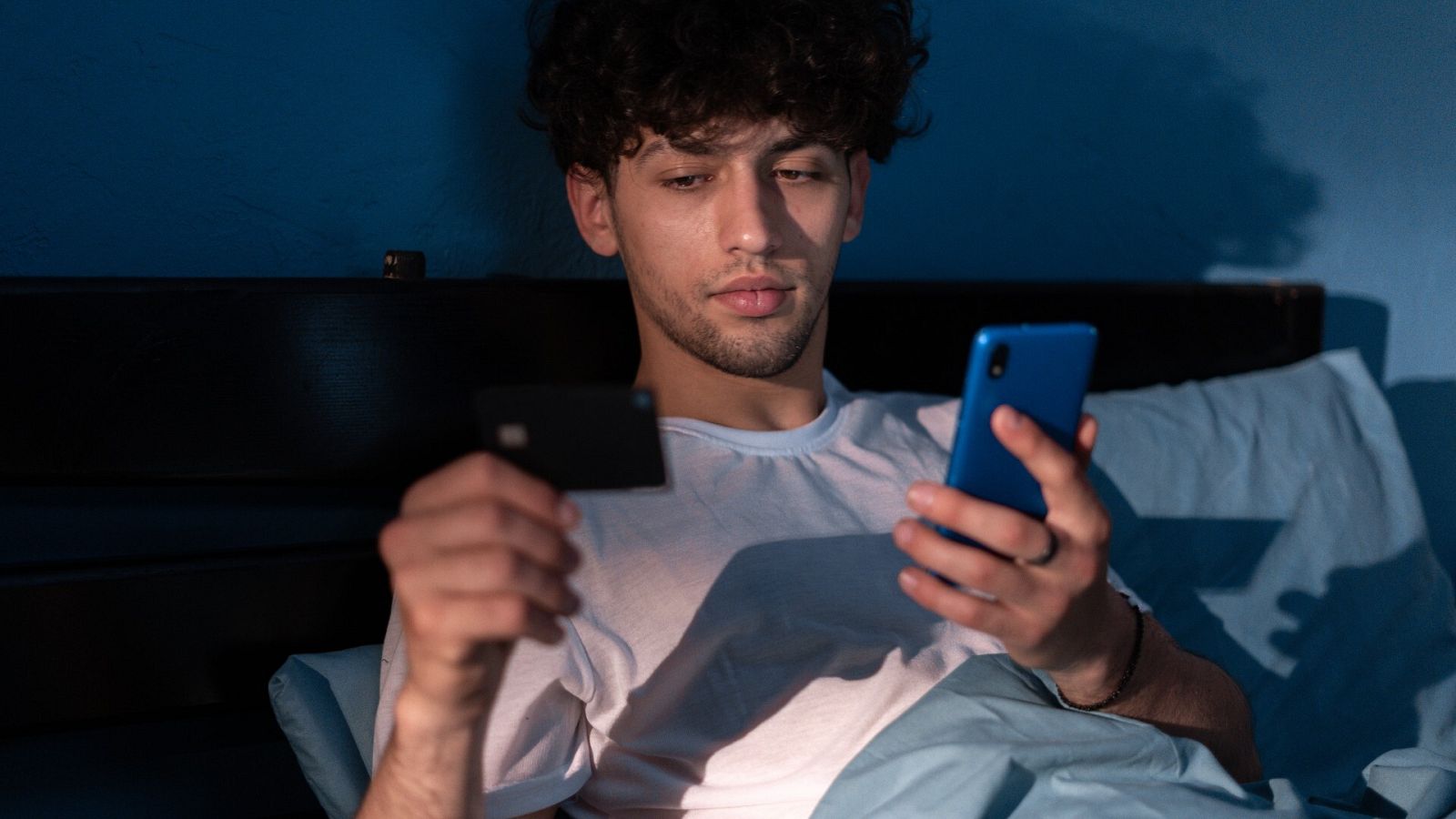 Compra online: a qué hora lo hacen los españoles