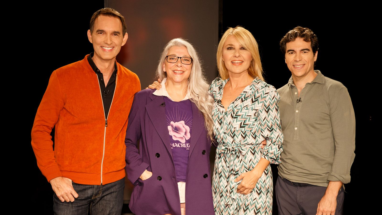 Juan Carlos Rubio, Kiti Manver, Cayetana Guillén Cuervo y Bernabé Rico en 'Versión Española'