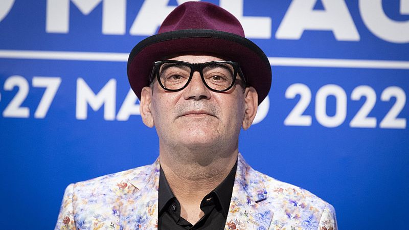Jos Corbacho: "El humor es una terapia necesaria para la vida humana"