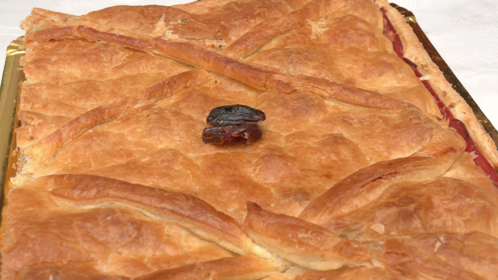 Ahora o Nunca | Receta de empanada de jamon, queso y dátiles