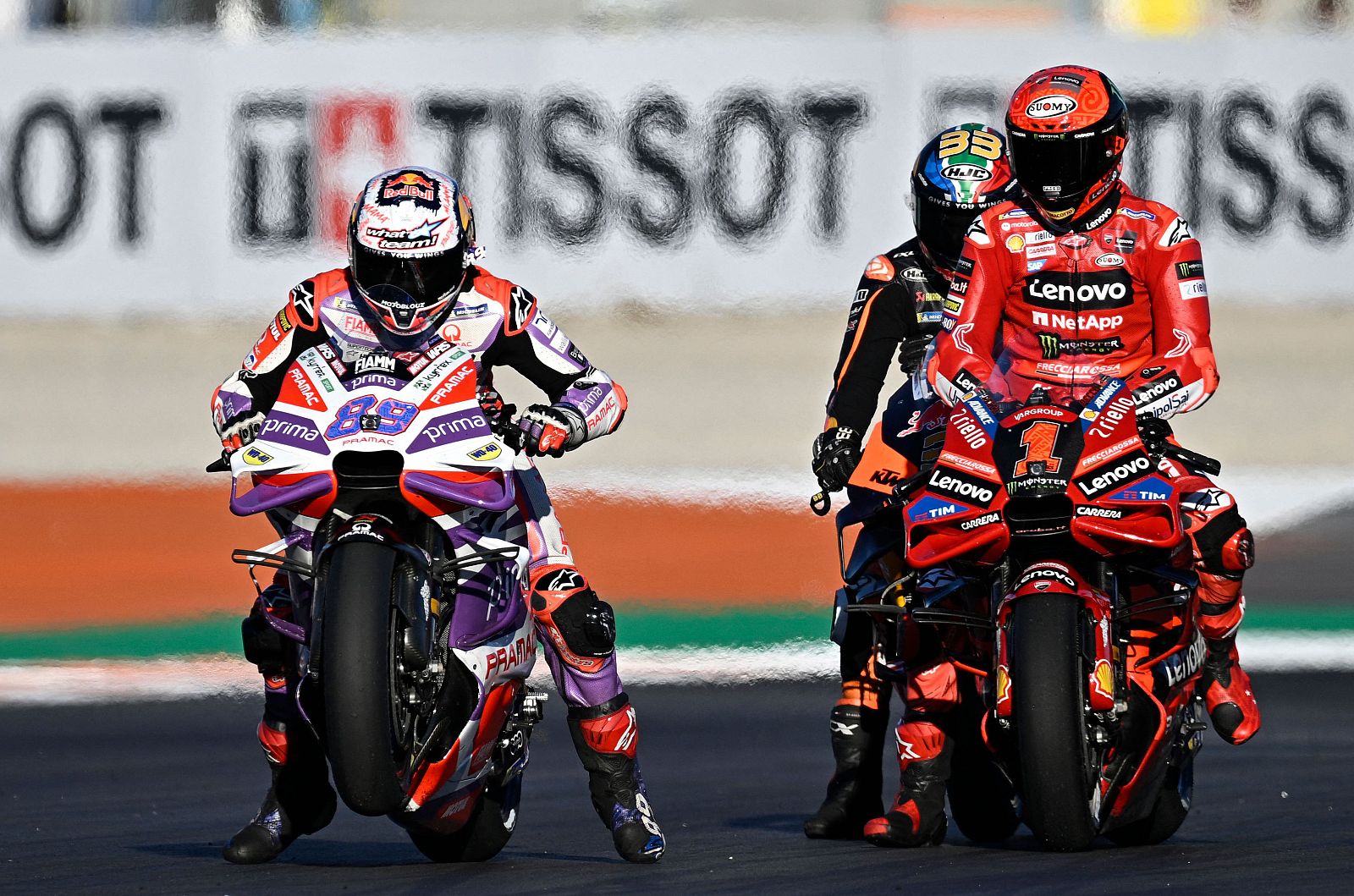 Francesco Pecco Bagnaia y Jorge Martín se juegan el título de MotoGP en Valencia