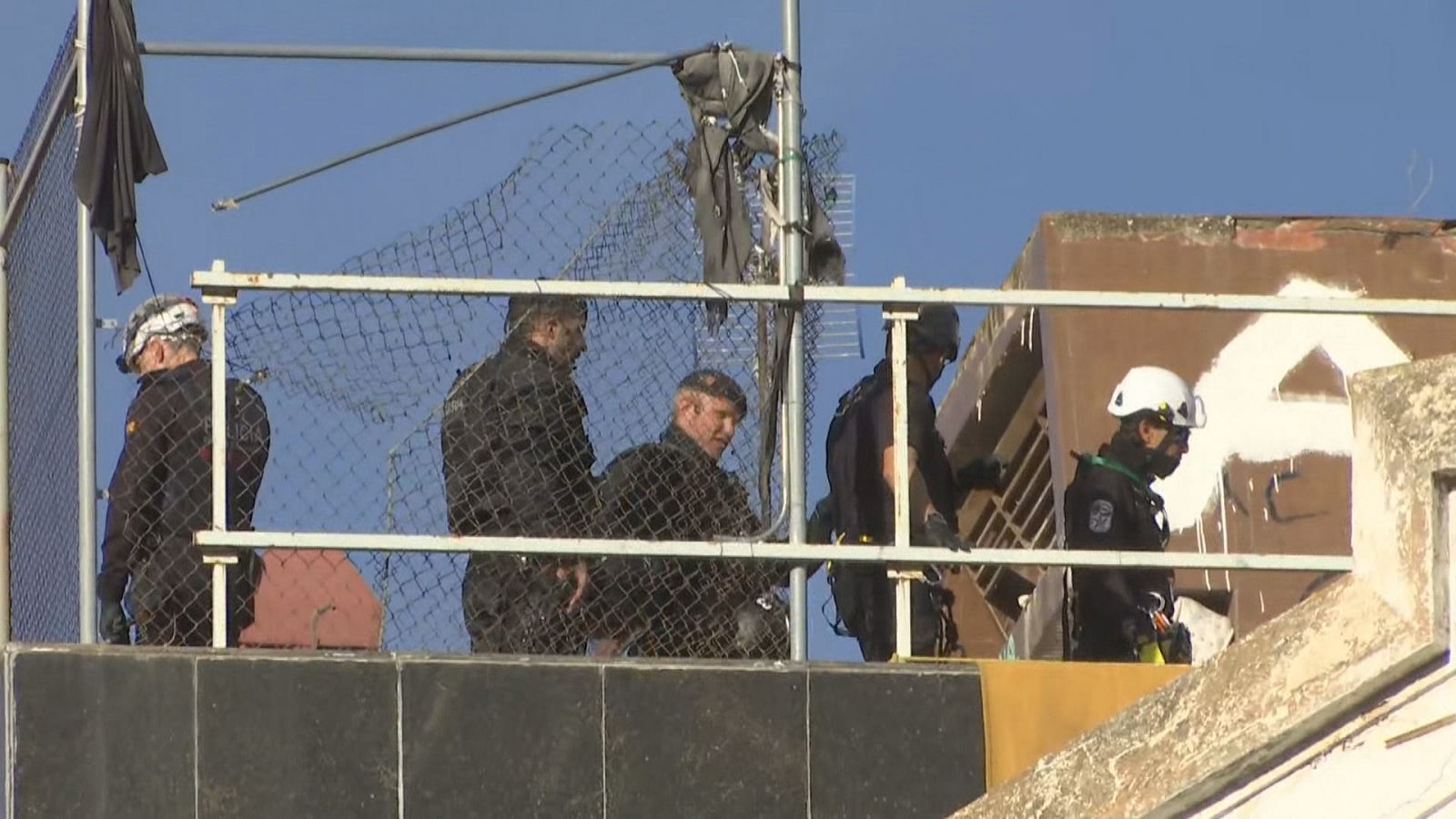 Set detinguts en els desallotjaments de El Kubo i la Ruïna