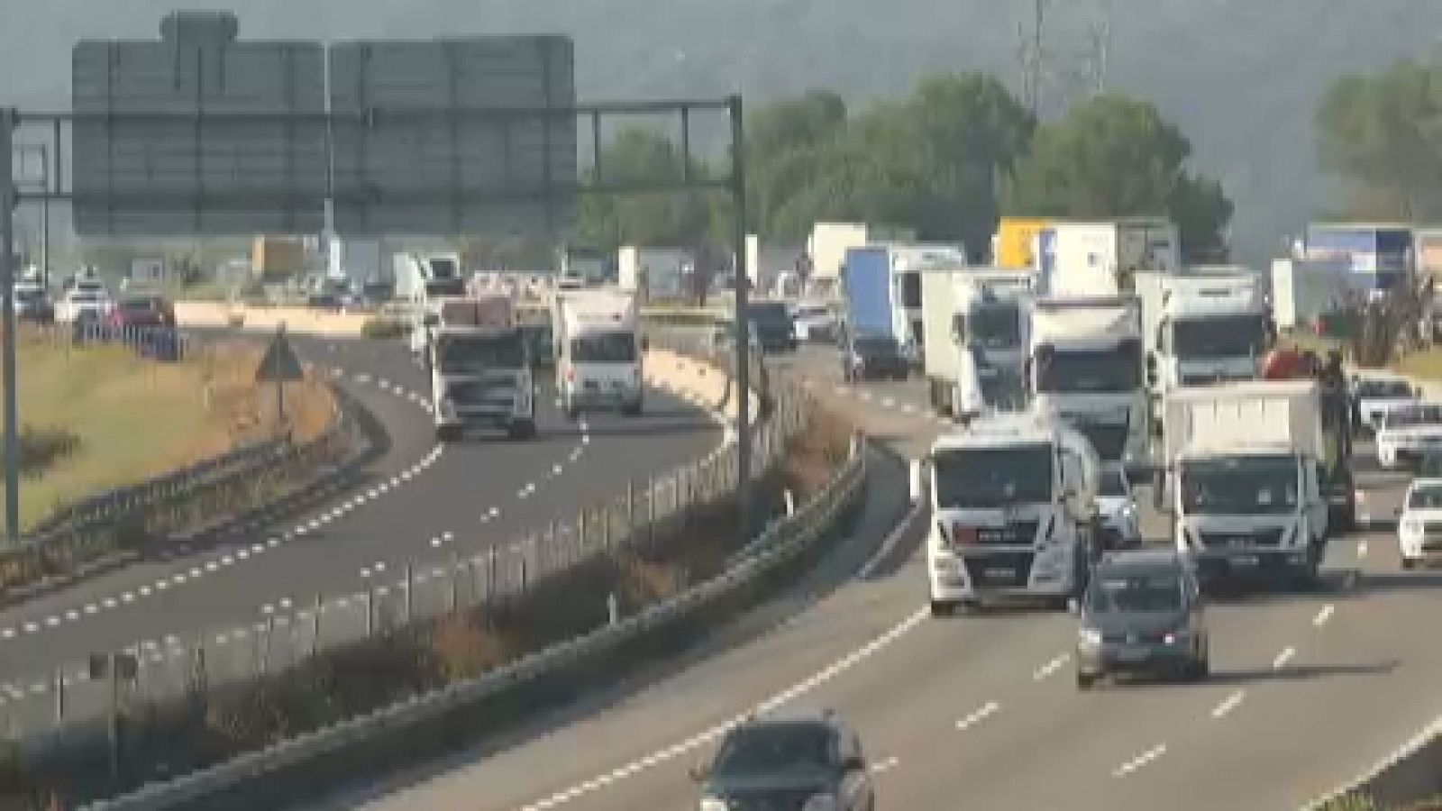 Trànsit preveu que 460.000 vehicles surtin de l'àrea metropolitana de Barcelona pel pont de la Puríssima