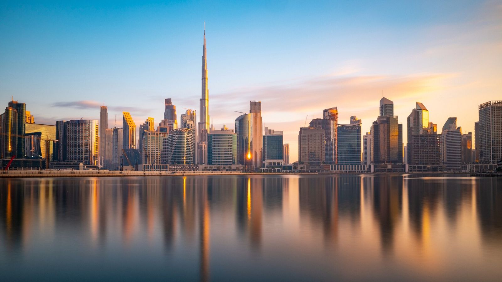 COP28: Dubái, una ciudad llena de contradicciones, acoge la cumbre del clima