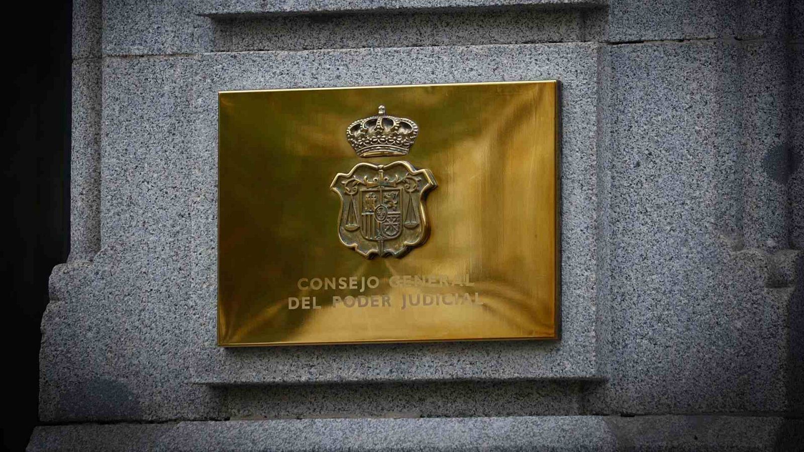 Imagen de la placa de la fachada de la sede del Consejo General del Poder Judicial (CGPJ) en Madrid.