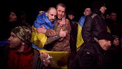 Rusia y Ucrania intercambian casi 500 prisioneros de guerra tras una "compleja" negociación