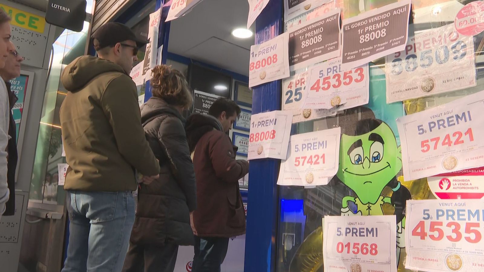 L'administració de loteria de les Arenes registra cues a la vigília del sorteig del Nen