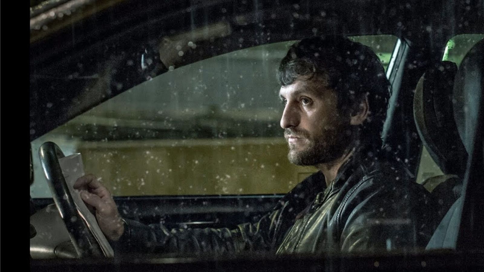 Un asesino y un viaje en el tiempo, la insólita película de Calparsoro que llega a RTVE Play