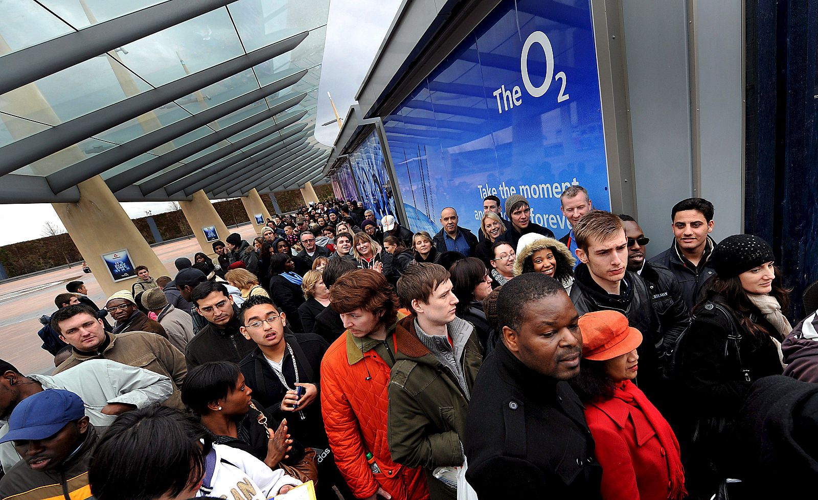 Colas para las entradas de los conciertos de Michael Jackson