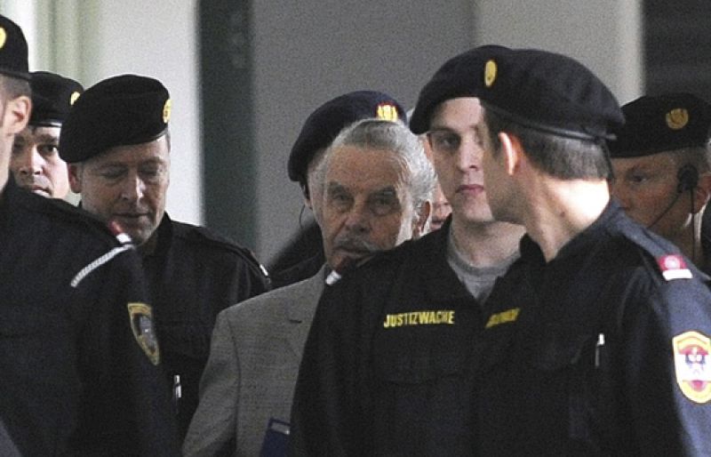 El 'monstruo de Amstetten' recibe apoyo psiquiátrico en el juicio para prevenir su suicidio