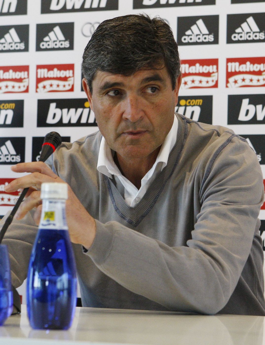 El entrenador del Real Madrid, Juande Ramos, en rueda de prensa
