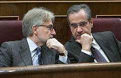 El Gobierno, obligado a admitir enmiendas en su plan urgente contra el paro