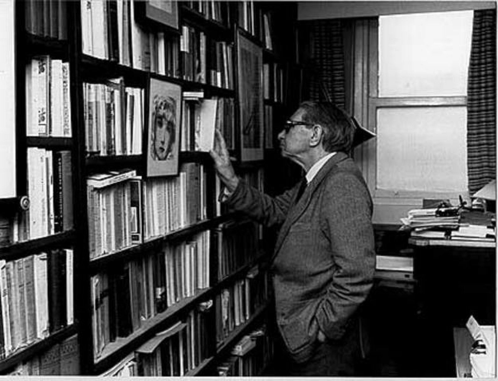 Torrente en su biblioteca