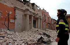 Algunos edificios del L'Aquila fueron construidos con menos hierro del exigido en las normas