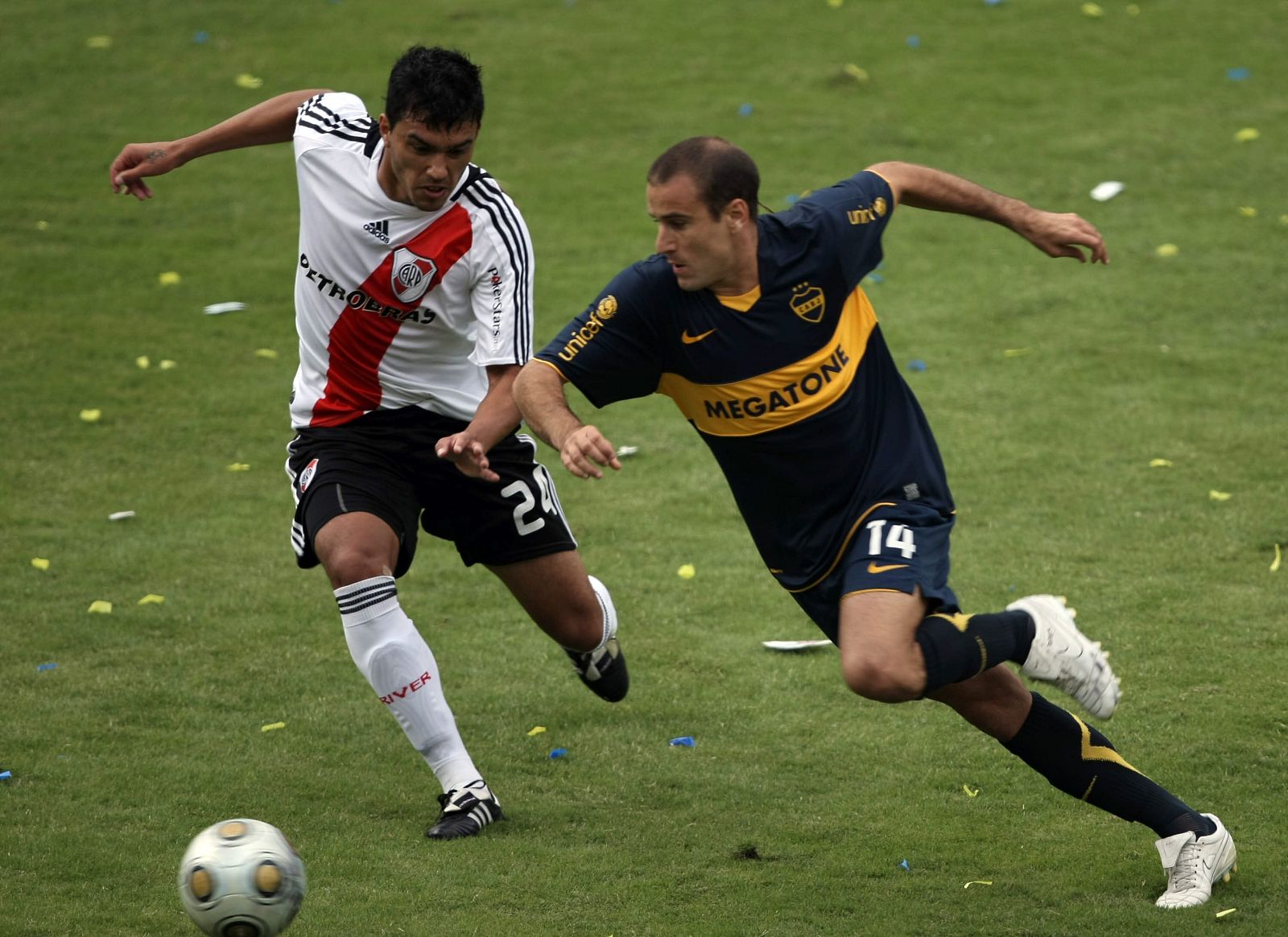 BOCA JUNIORS VS RIVER PLATE