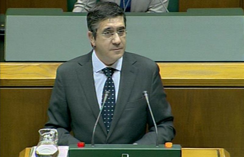 López pide la unidad y el diálogo "de todos" para acabar con ETA y poner fin a la crisis