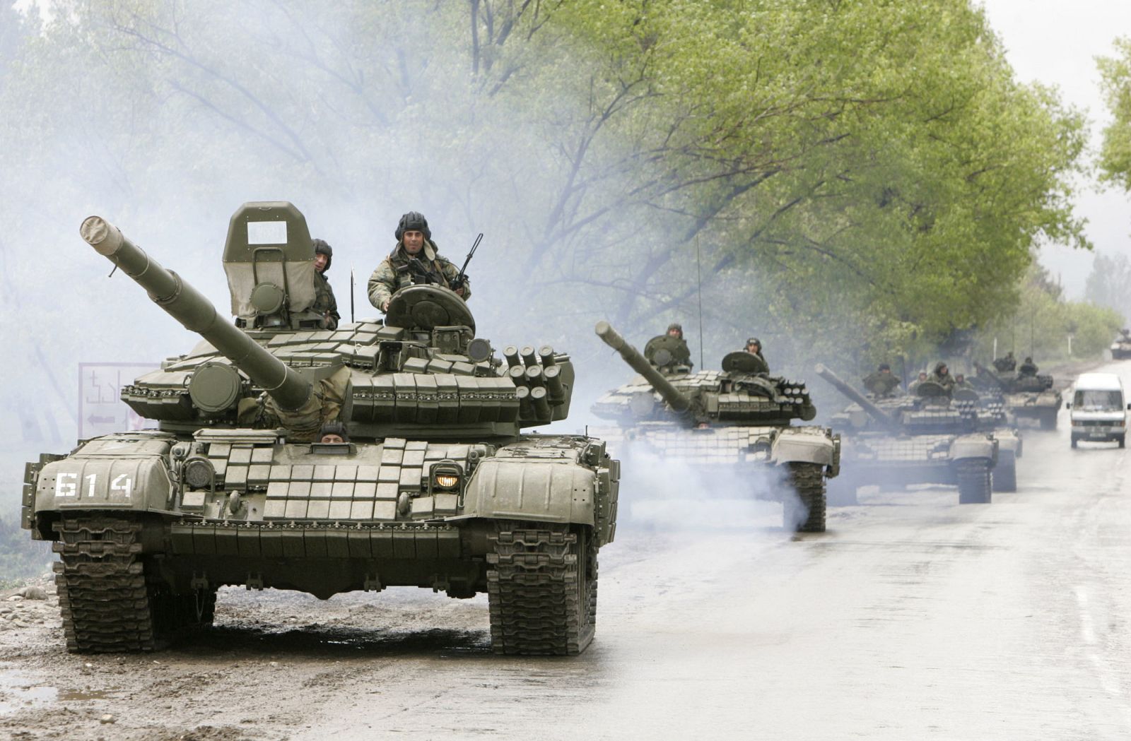 Georgian tanks approach the Mukhrovani army base where soldiers have staged a mutiny east of Tbilisi