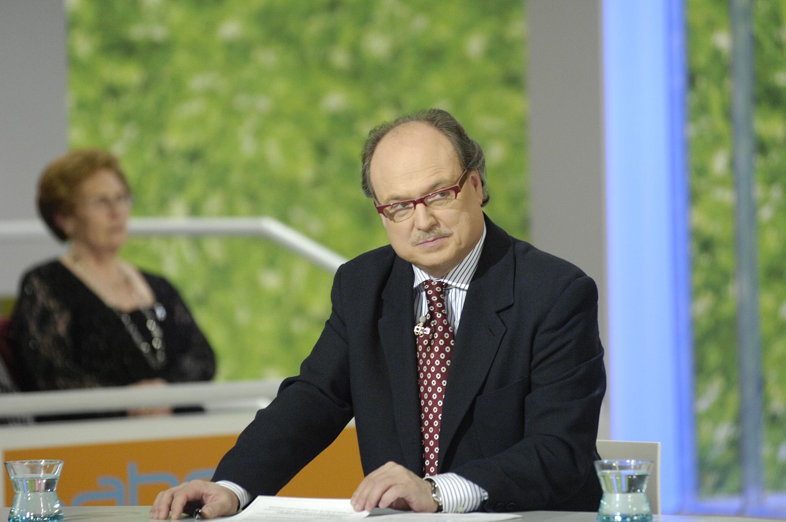 El doctor Luis Gutiérrez Serantes, nuevo presentador de "Saber Vivir"